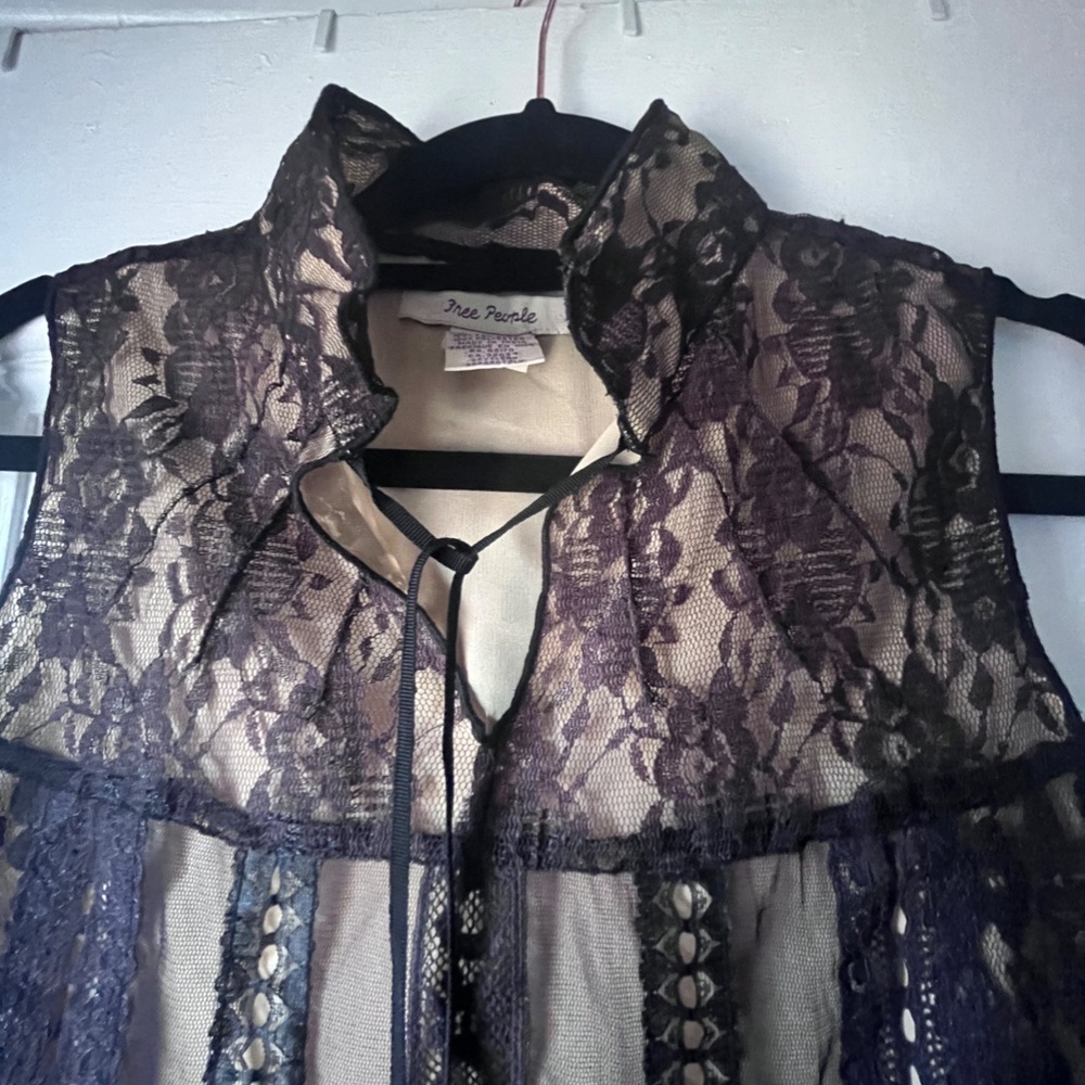 Free People Black Lace Sleeveless Shirt - Picture 3 of 7